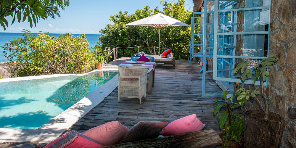 unpretentious-luxury-kaya-mawa-malawi-blog-malawian-style-Madimba-Deck