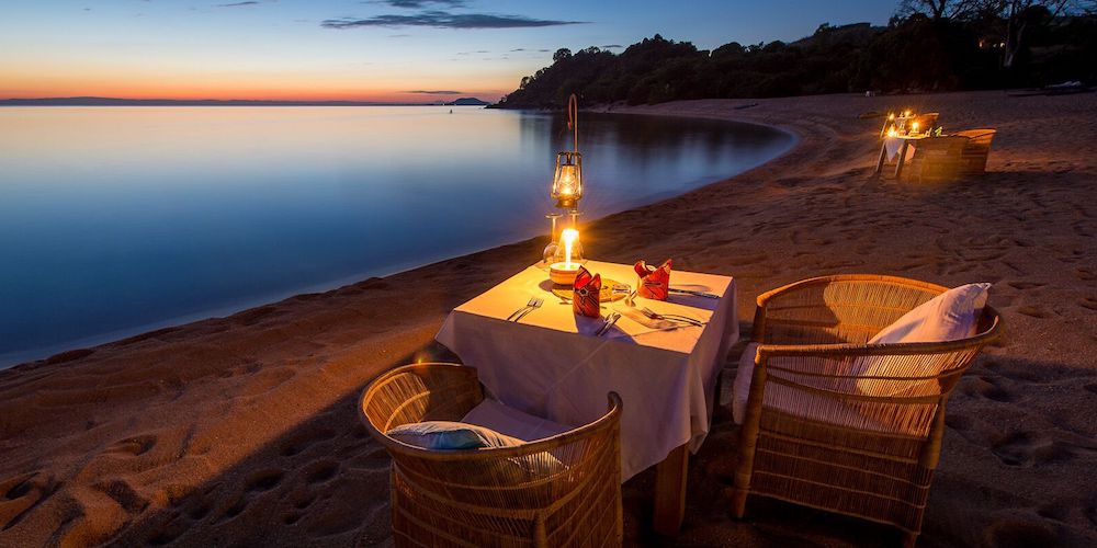 unpretentious-luxury-kaya-mawa-malawi-blog-malawian-style-beach-dining